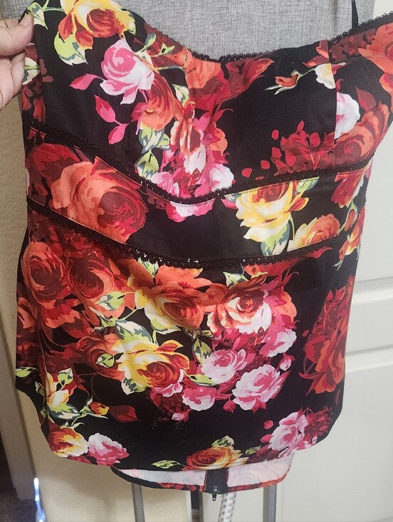 torrid Tops - Torrid Floral Strapless Top NWOT Size 1 (16)
